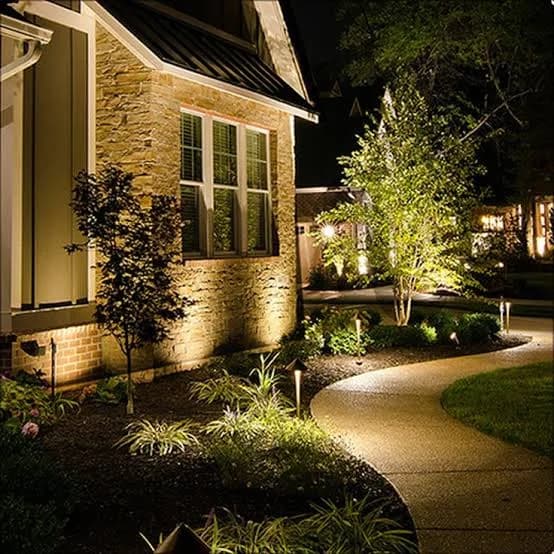 Top Choice Electrical landscape lighting in York Region